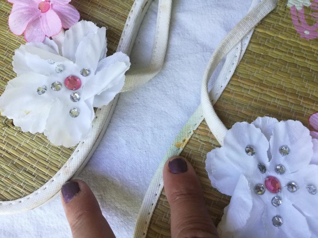 Lote de 2 pares de Chinelas com flores tamanho 40 Branca (nova) + Fúcsia – photo 18